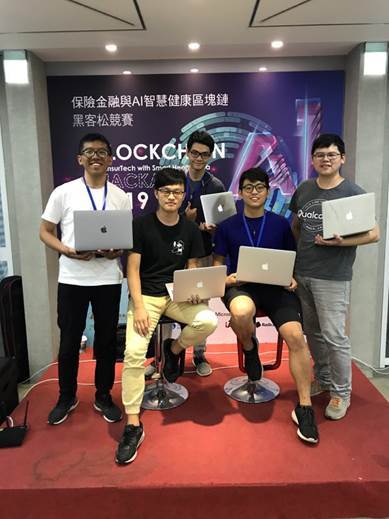 本所博士生黃啟賢同學帶領的團隊大合照